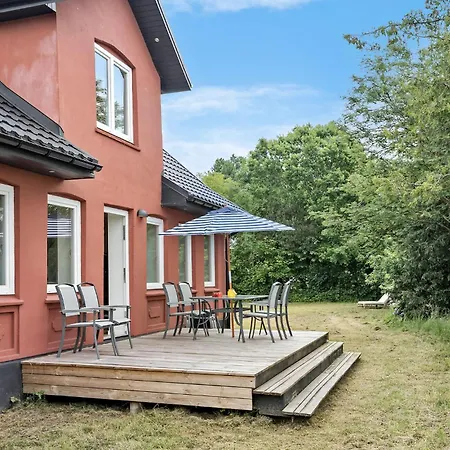 3 Bedroom Awesome In